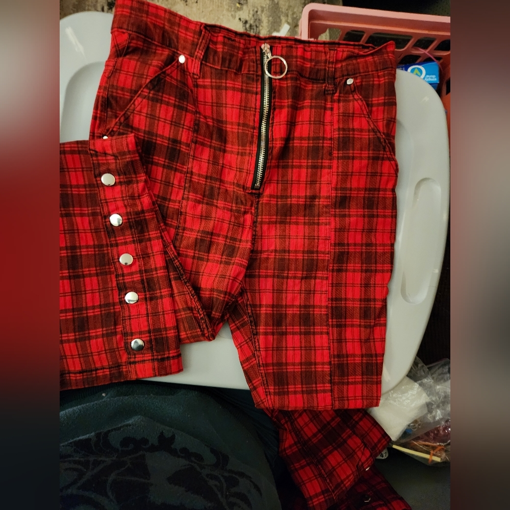 European pants 8 red plaid flare